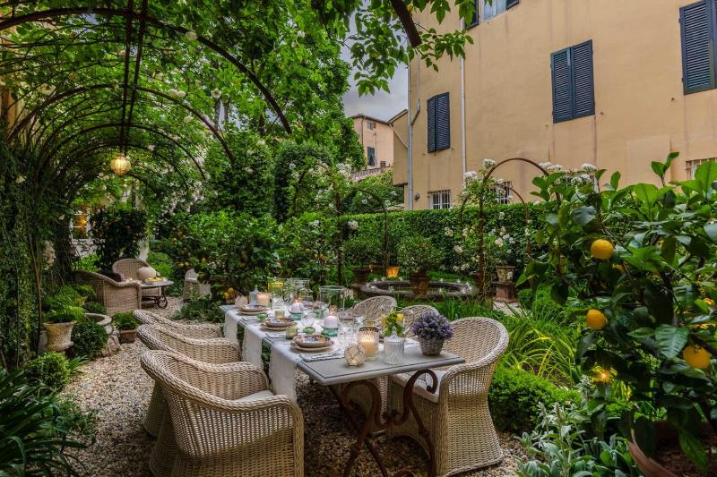 Casa Vanny an Apartment with Private Garden - image 48