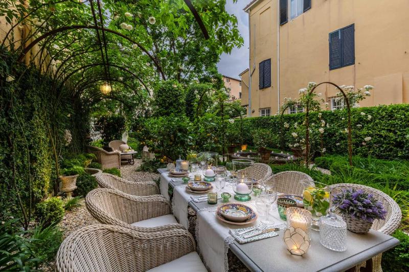 Casa Vanny an Apartment with Private Garden - image 30