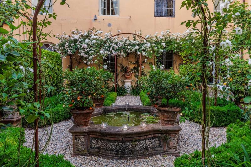 Casa Vanny an Apartment with Private Garden - image 36
