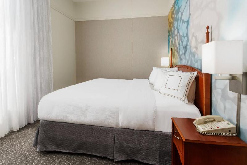 Courtyard by Marriott Houston Downtown/Convention Center - image 27