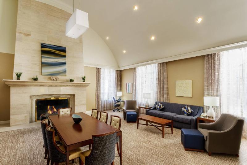 Courtyard by Marriott Houston Downtown/Convention Center - image 2