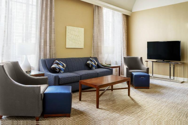 Courtyard by Marriott Houston Downtown/Convention Center - image 26