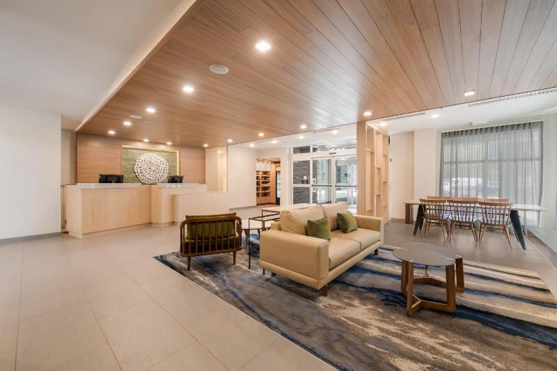 Fairfield by Marriott Inn & Suites Virginia Beach Town Center - image 11