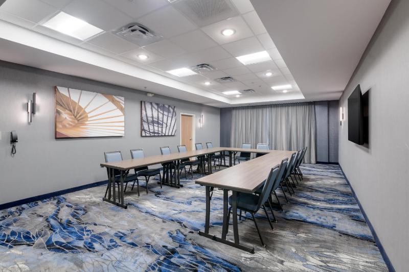 Fairfield by Marriott Inn & Suites Virginia Beach Town Center - image 4
