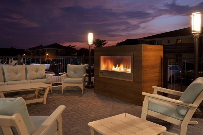 TownePlace Suites by Marriott Outer Banks Kill Devil Hills - image 11