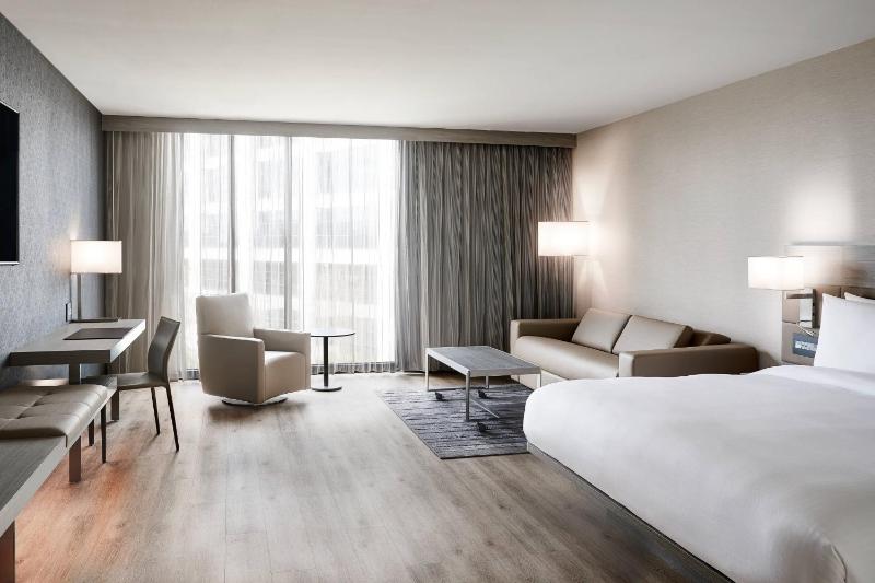AC Hotel Tampa Airport - image 32
