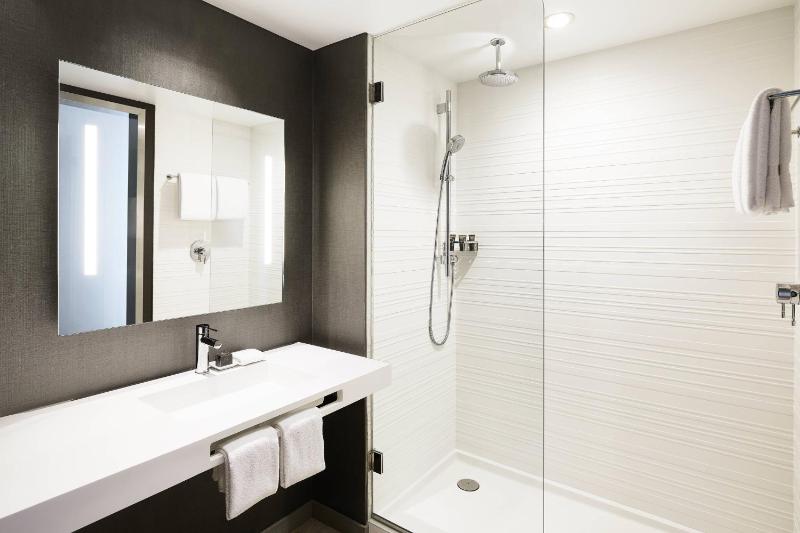 AC Hotel Tampa Airport - image 20