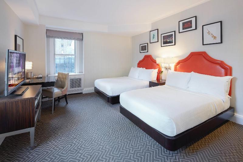 Double Room with Two Double Beds image 4