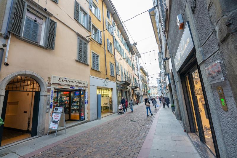 Apartment Sant'Alessandro 19 - Sostify - image 14