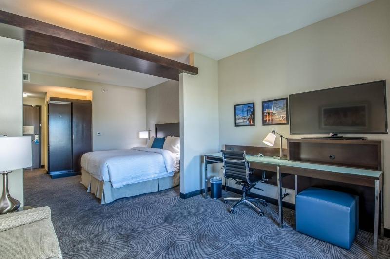 King Suite image 3