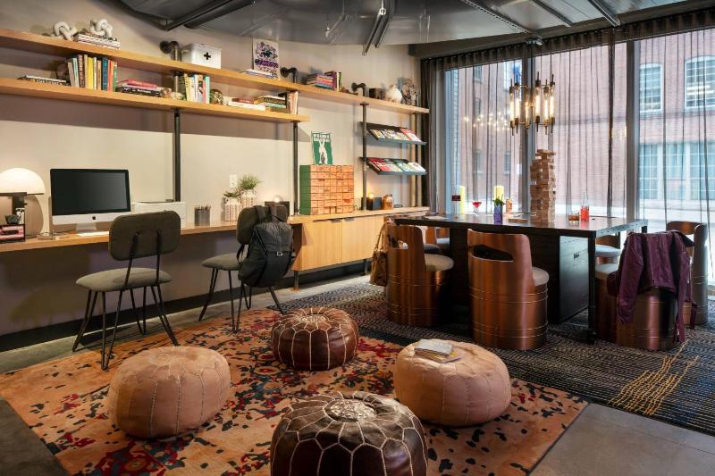 Moxy Louisville Downtown - image 40