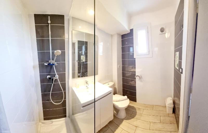 Superior Double Room image 4