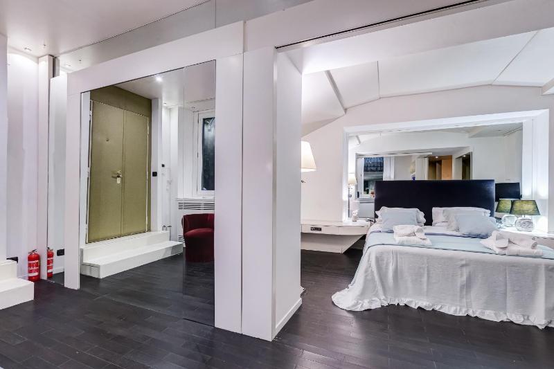 Via Condotti Private Suite - image 4
