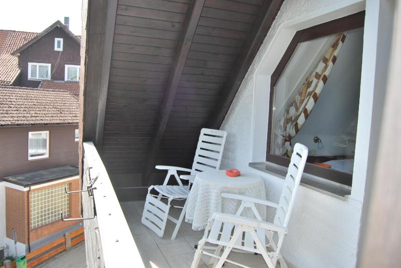 Single Room with Balcony image 4