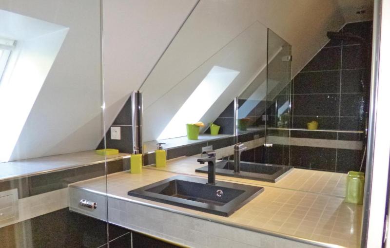 Three-Bedroom Holiday Home  image 3