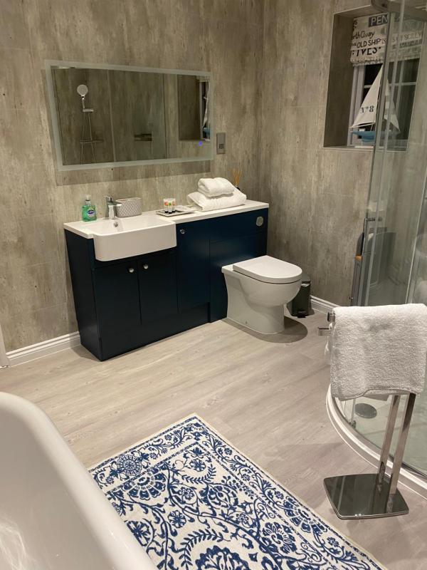 Small Double Room with Sea View  image 3