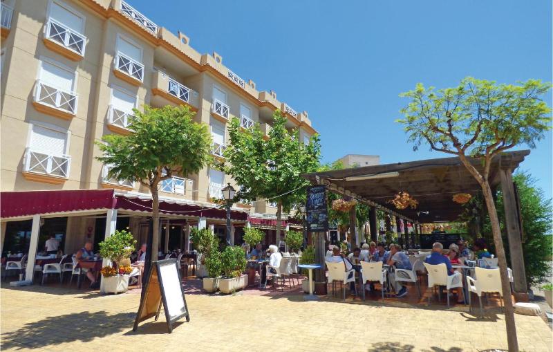 Gorgeous Home In Orihuela Costa - image 27