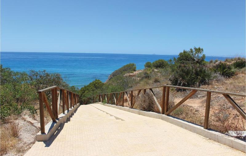 Gorgeous Home In Orihuela Costa - image 12