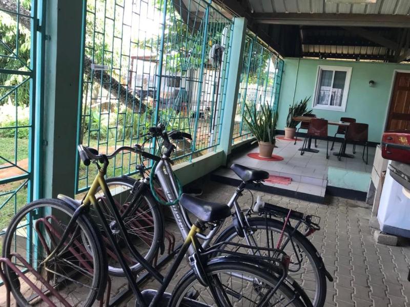 Unu Pikin Guesthouse - image 11