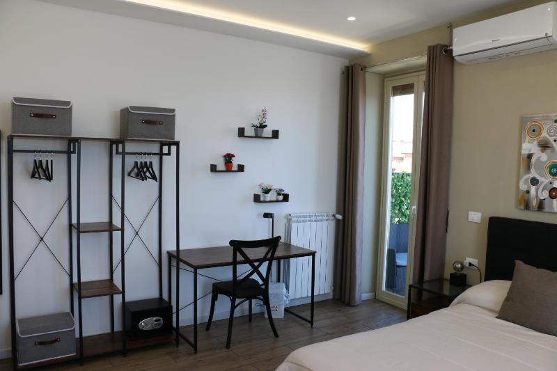 Seascape Rooms - image 39