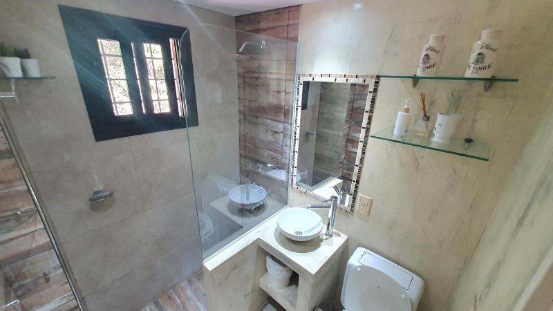Bello departamento céntrico con cochera incluida!!! - image 12