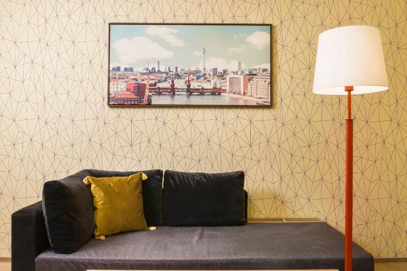 Two-Bedroom Apartment - Bundesallee 203 image 3