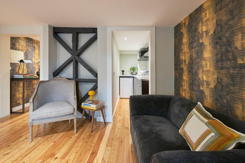 Standard Apartment image 4