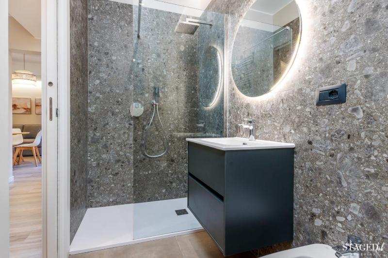 FEEL - Grand Alta Apartment - image 24