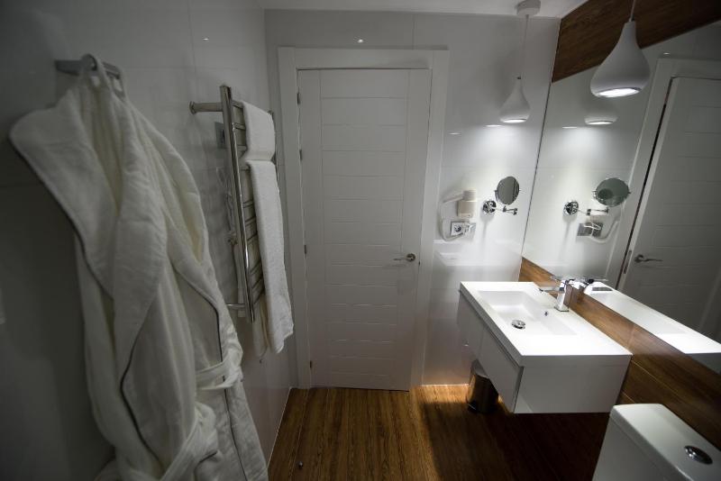 Hotel Art Santander - image 42