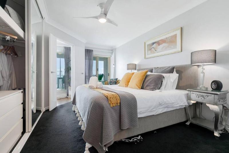 Suite 305 Sandcastles 3 Bedroom Deluxe Apartment - image 10