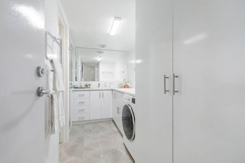 Suite 305 Sandcastles 3 Bedroom Deluxe Apartment - image 6