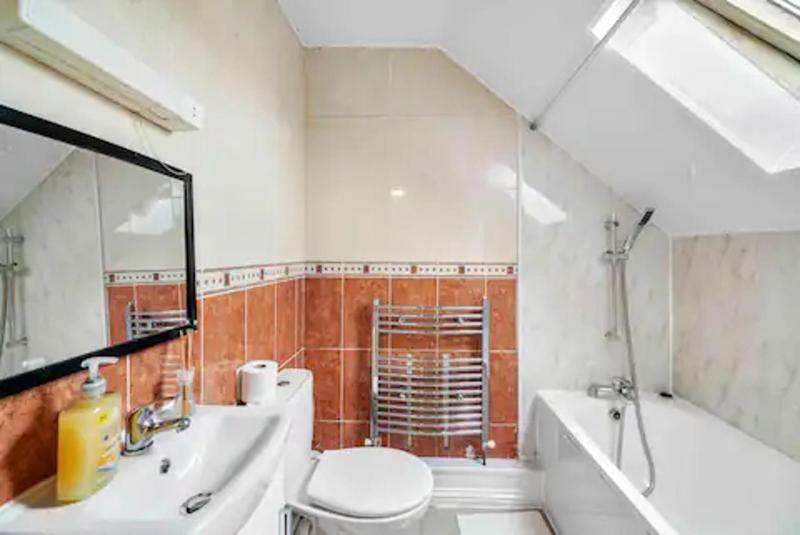 Apartment image 4
