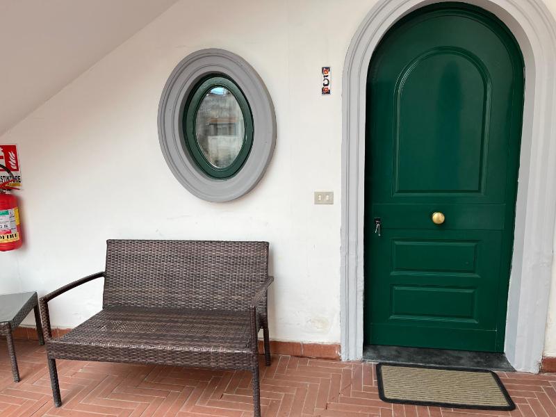 One-Bedroom Apartment with Balcony (3 Adults) image 2