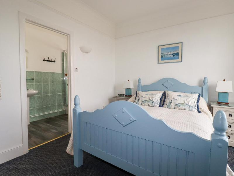 Melvill House - image 2
