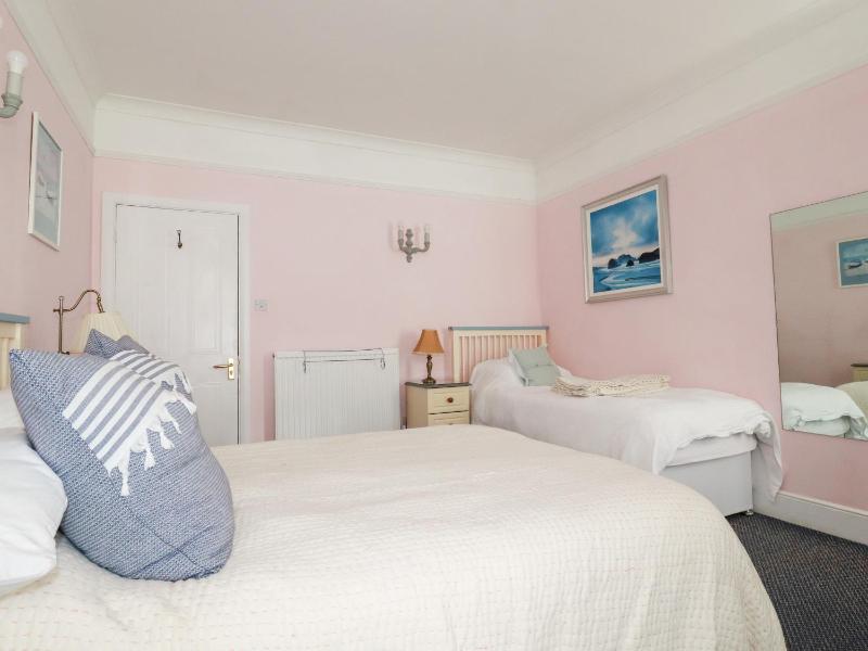 Melvill House - image 42