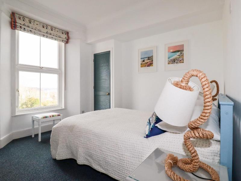 Melvill House - image 7
