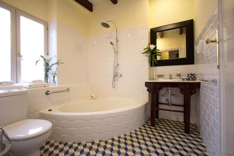 Suite image 2
