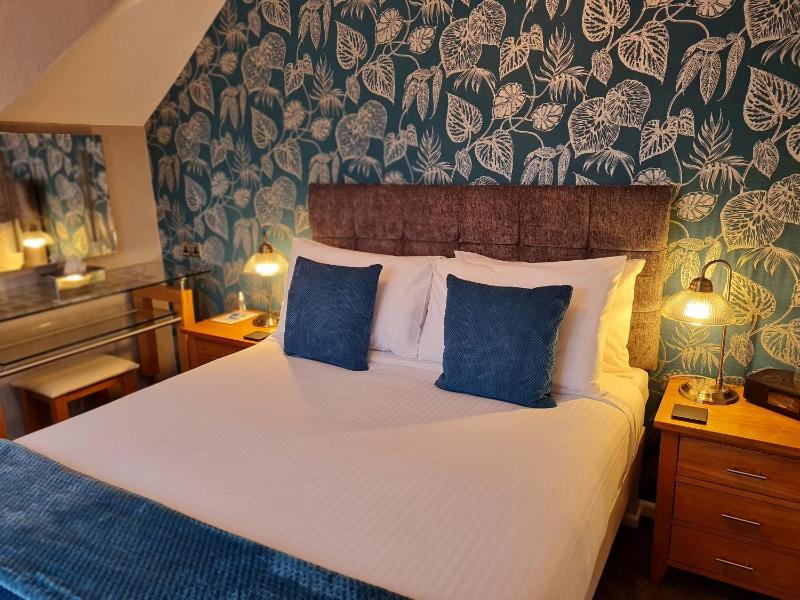 Premier Suite image 1