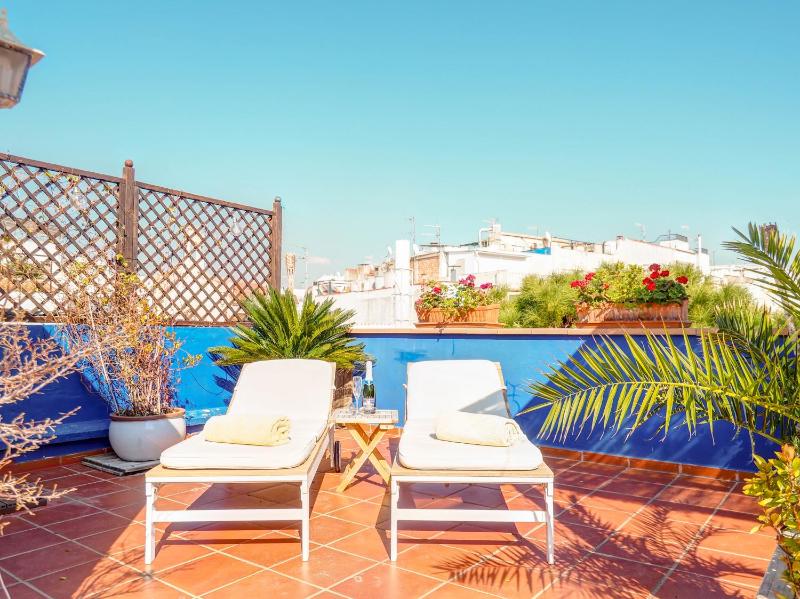 Montroig Zen Penthouse by Hello Homes Sitges - image 1