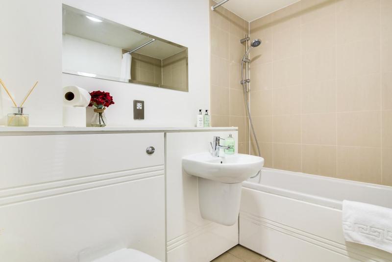 Birmingham Skyline Apartment Bullring Central Walking Distance - image 33