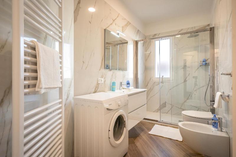LEVANTE for a luxury stay - Front Beach - image 9