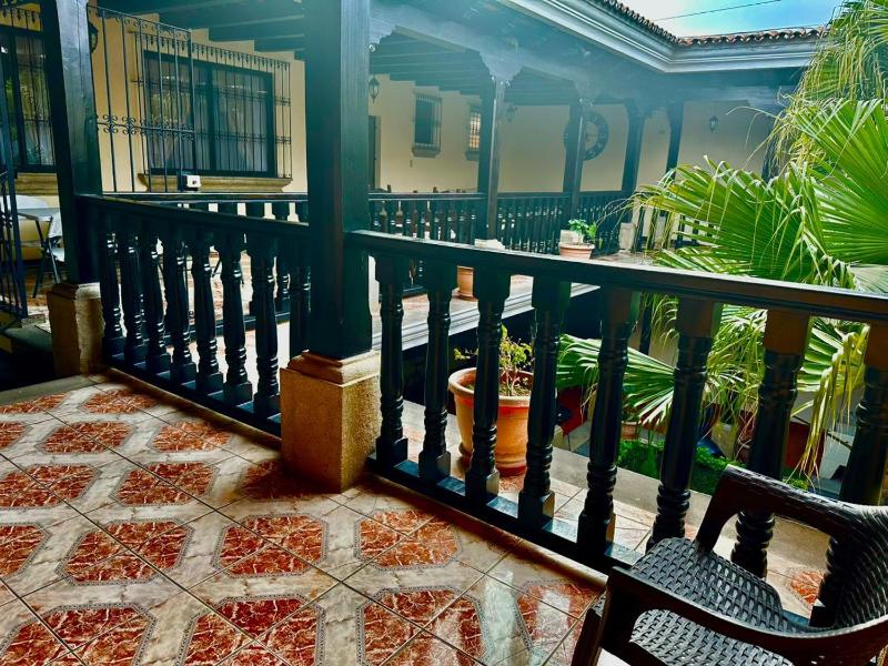 Real Marquez Hotel - image 6