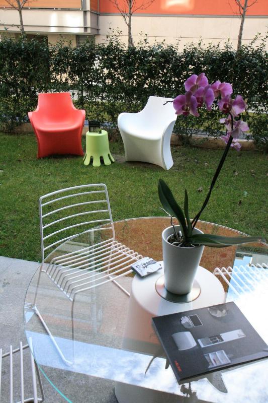 Two-Bedroom Apartment with Garden View image 4