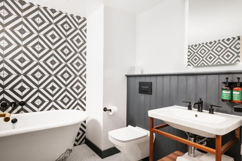 Staybridge Suites Brighton By IHG - image 10