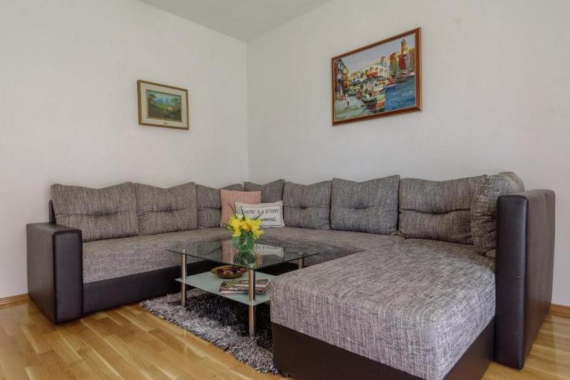 Apartments with parking space Kastel Novi Kastela - 20690 - image 10