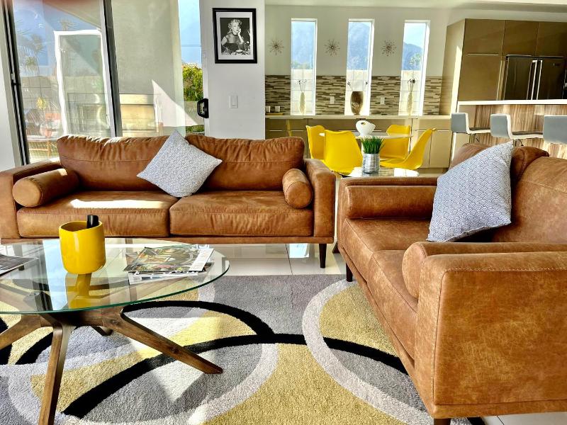 Breathtaking Luxury Villa Architectural Jewel - image 6