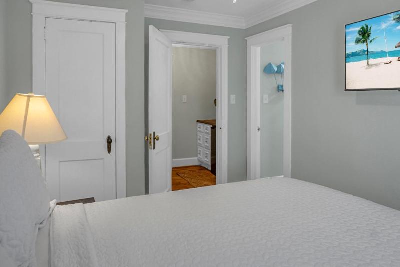 Carolina Beach Inn - image 7