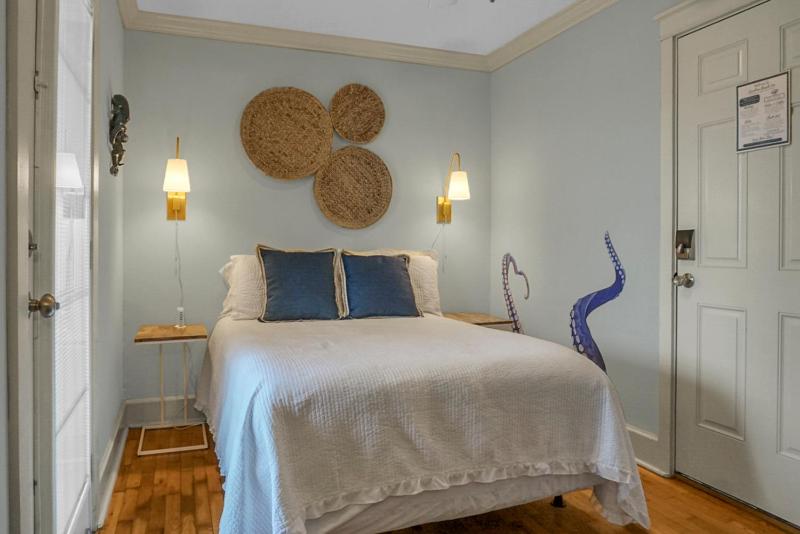 Double Room image 1