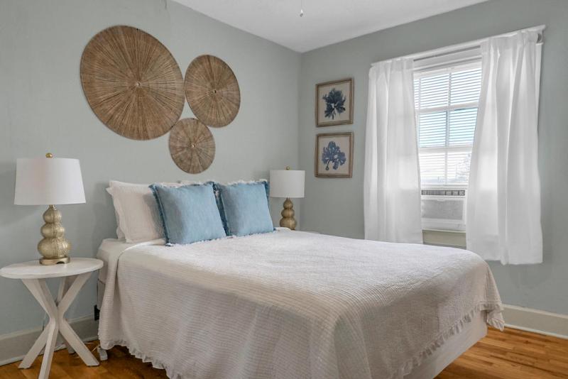 Carolina Beach Inn - image 12