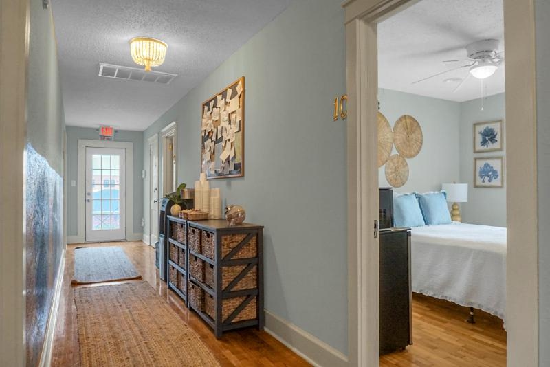Carolina Beach Inn - image 38